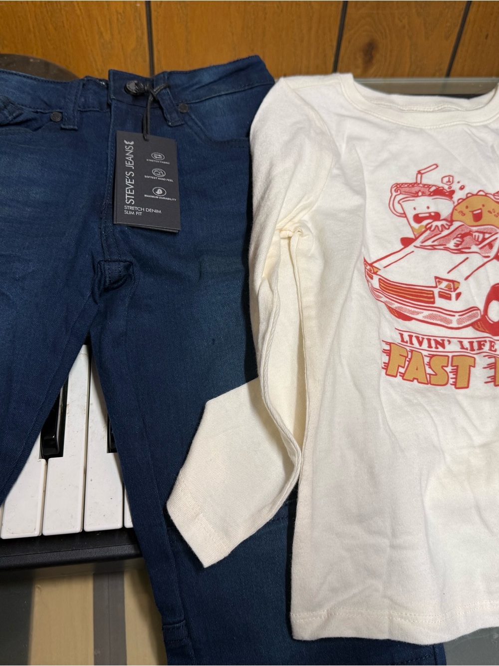 Kids Cream Long-Sleeve Graphic Tee by (Old Navy)